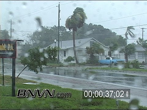 8/13/2004 Hurricane Charley Video Part 4, Punta Gorda, Florida gets hit by Charley