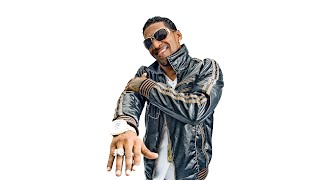 Watch Akon El Product video