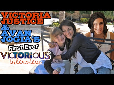 VICTORIA JUSTICE INTERVIEW 1st EXCLUSIVE w AVAN JOGIA VICTORIOUS PIPER 