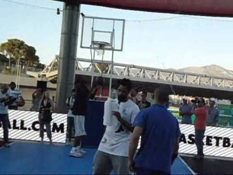 Kevin Durant - The Mall Athens