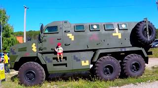 Giant Car Toys Family Fun by Max Time