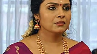 Divya M Nair Hot
