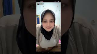 Live Tiktok , Jilbab Boba Gede Banget
