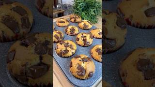 Yumuşacık Cupcake - Muffin Tarifi Malzemeler Yorumda