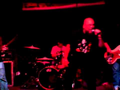 Young and Dumb, Cereal Killer - Quincy Punx live @ Triple Rock 4-28-11