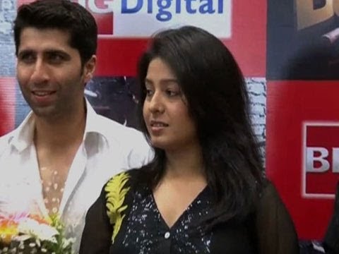 Heart Beat - Album of Sunidhi Chauhan and Enrique