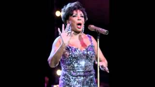 Watch Shirley Bassey New York Medley video