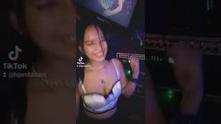 Dj Novi Ariyani