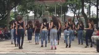 Sexy Women Line Dancing to Sophisticated Lady by John Michael Sexy Women Line Dancing to Sophisticated Lady by John Michael