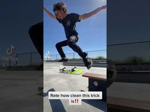 Rate this trick‼️ #skateboardingisfun #skateboarding #miniramp #skateclipsdaily #skateramp