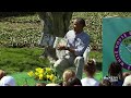 Adorable Moment When President Obama Got Interrupted by Bees