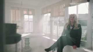 Смотреть клип Bonnie Tyler - Believe In Me