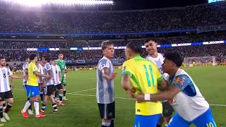 Raphinha Vs Leandro Paredes, Nicolás Otamendi, Rodrigo De Paul Argentina
