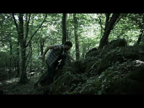Luka Nižetić Ft. Klapa Kampanel - Život Curi