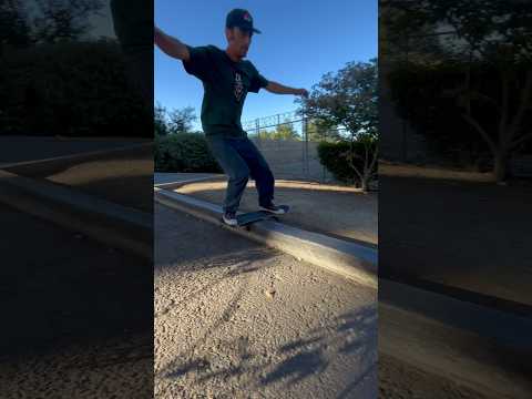 Combo curb skating #pizzaskateboards #skateboard