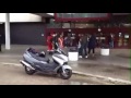 Pelea de 2 mujeres bonitas que termina desnuda =O