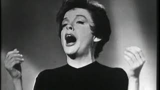 Watch Judy Garland Almost Like Being In Love video