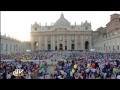We are the world cantata in Piazza San Pietro dai bambini per Papa Francesco