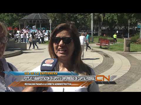 Enfermeros se movilizaron en reclamo de reconocimiento profesional