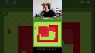 Benny Pulls Off Insane Snake Game Clutch