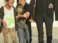 Angelina Jolie y Brad Pitt Eligen Dama de Honor (HM)