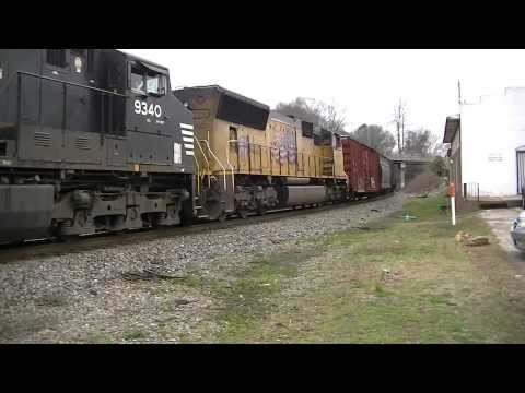 Norfolk Southern 348 NB FAST Moving in MabletonGa 03-18-2014...