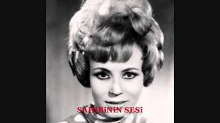 Meral Uğurlu - Çamlarda Şafak Rengi Gibi Gönlüme Aktın