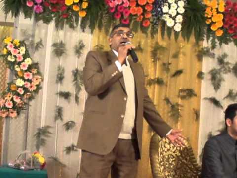 Chaand Si Mehbooba Ho Meri romantic Mukesh Number sung by Roshan...