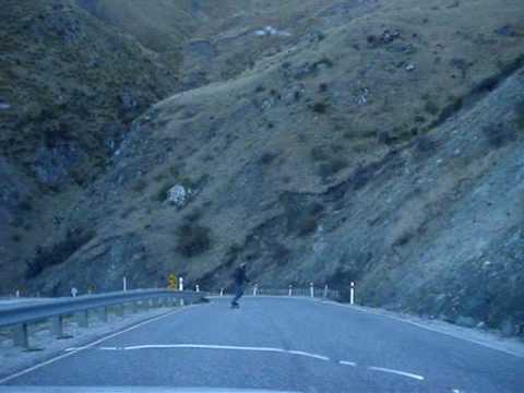 Bombing the New Zealand Highest highway on a longboard