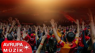 Galatasaray Korosu - İnandık Biz Sizlere (Cimbom Yüzümüzü Güldür) ( Audio)