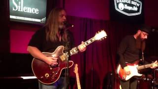 Watch Slaid Cleaves Devils Lullaby video