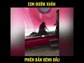 Con bướm xuân phiên bản chị hai bay quẫy tưng bừng