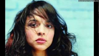 Watch Norah Jones In The Dark video