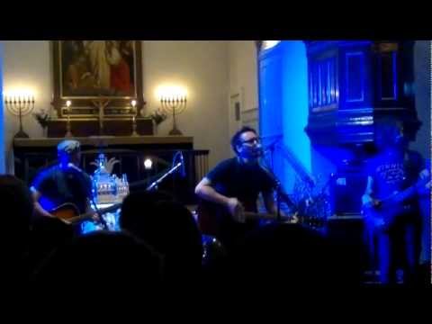Turin Brakes Above the clouds live in Iceland.mp4