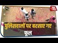 Hyderabad Encounter पर जनभावना, जांच करने पहुंची पुलिस पर लोगों ने बरसाए फूल