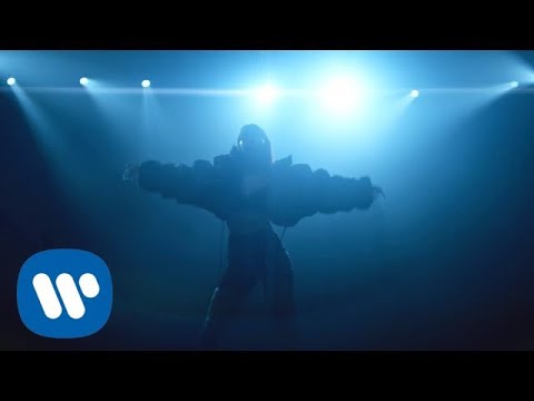 Charli XCX - Blame It On Your Love feat. Lizzo [Official Video] - «Видео»