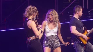 Welcome To The Jungle & Before He Cheats Carrie Underwood 22223