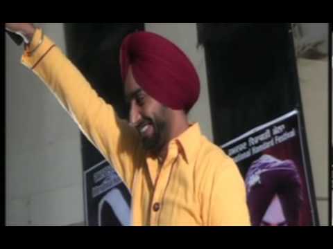 Live performance by Satinder Sartaaj