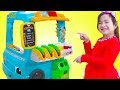 Jannie Pretend Play with Fun Food Truck Toy