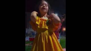 Küçük Kızdan Roman Havası