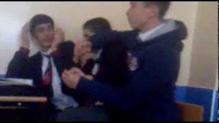 Canı Sıkılan Liseli Vs Masum Arkadaş