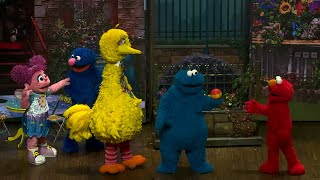 Sesame Street Live Elmo & Friends Say Hello At The Palace Theater Albany Ny 2024 Act One