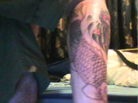 This is the continuation of my Japanese half sleeve tattoo on my right leg