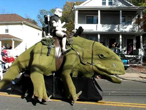 Stormtrooper and Dewback on Parade Stormtrooper and Dewback on Parade