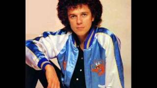 Watch Leo Sayer You Make Me Feel Like Dancing video