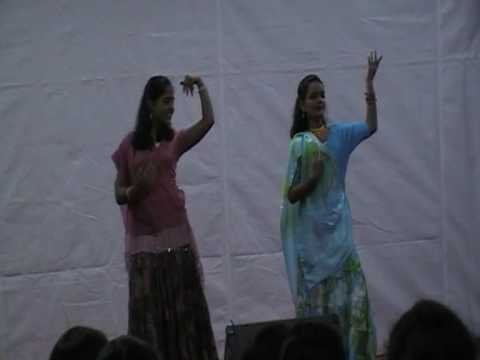 Meri chunar ud ud jaye Dance