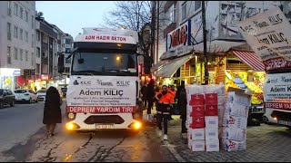 İSTANBUL - Esenyurt'ta bir market sahibi, tüm ürünlerini deprem bölgesine yollad