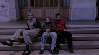Hune, Compagnie Paon Dans Le Ciment