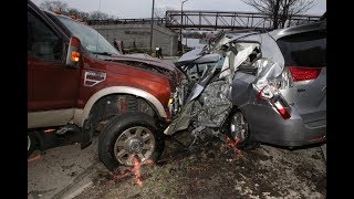 EPIC PICKUP TRUCK CRASH COMPILATION JANUARY 2018