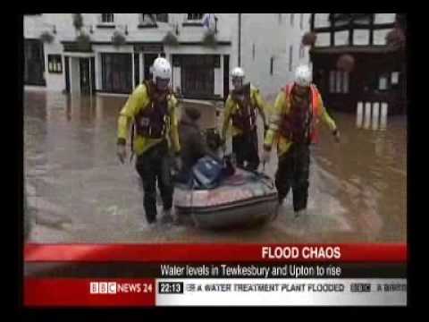 July 2007,Gloucestershire floods BBC Pt 2